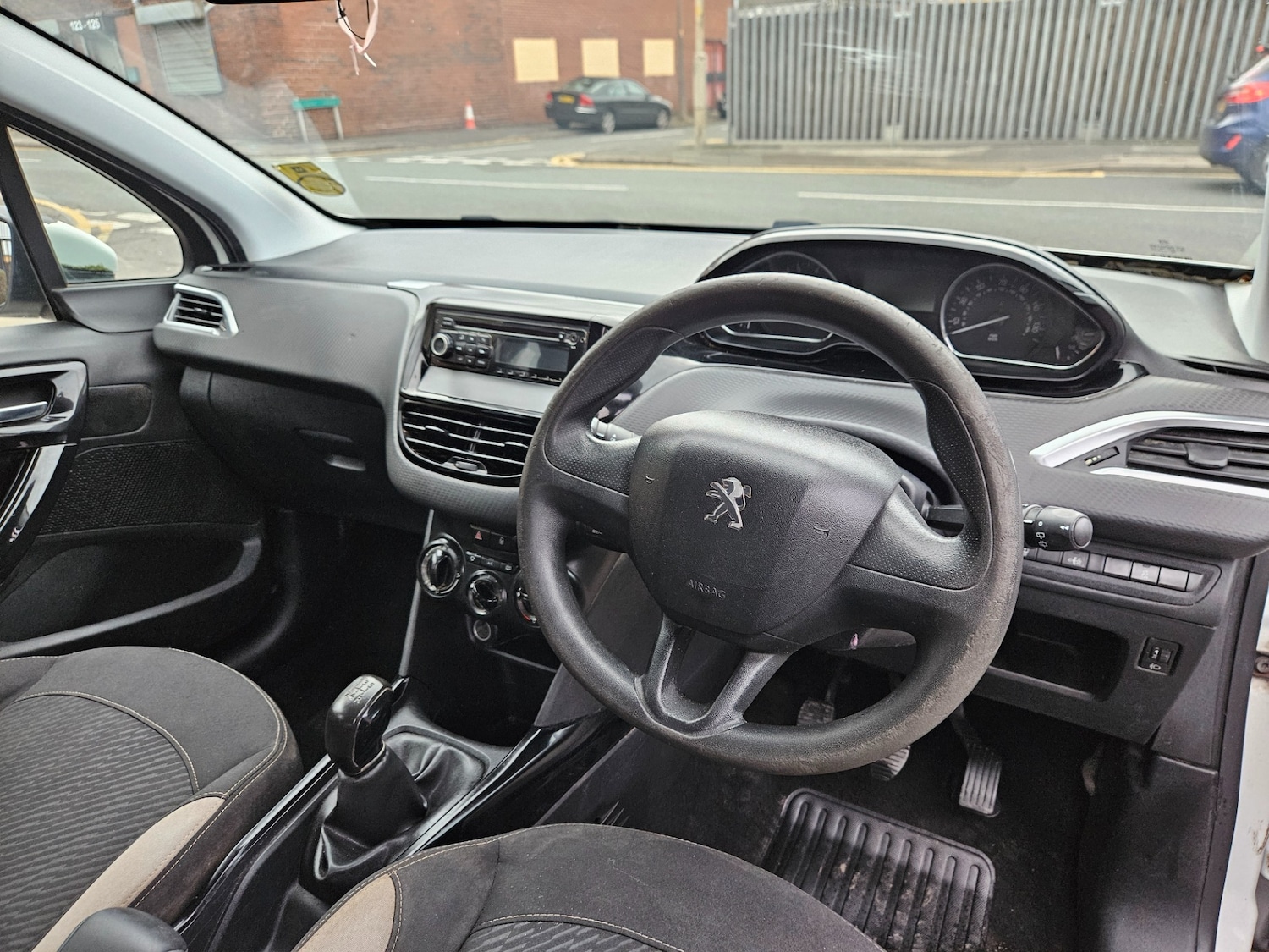 Used Peugeot 2008 2014 for sale - 76381490: Photo 13