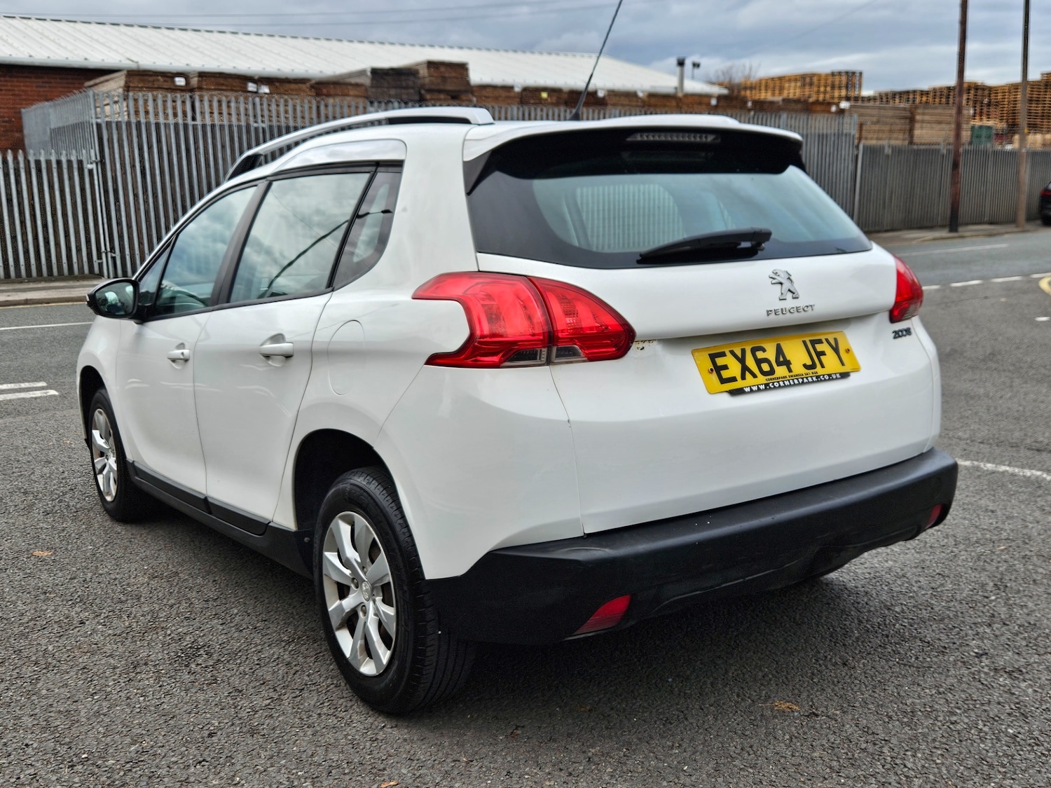 Used Peugeot 2008 2014 for sale - 76381490: Photo 7