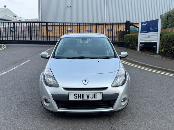 Used Renault Clio 2011 for sale - 74487534: Photo 12