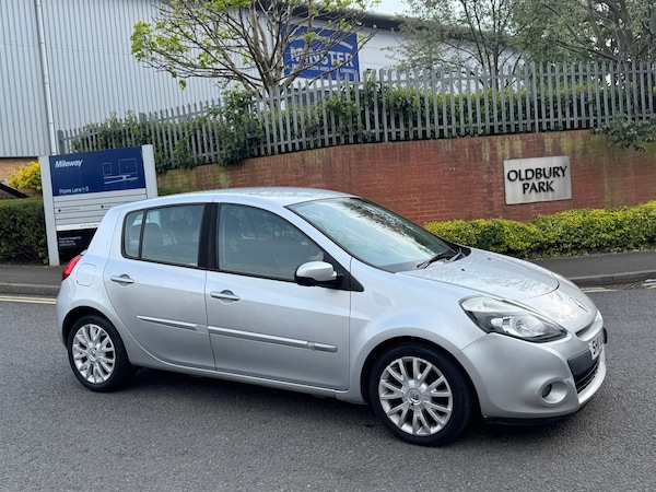 Used Renault Clio 2011 for sale - 74487534: Photo 3