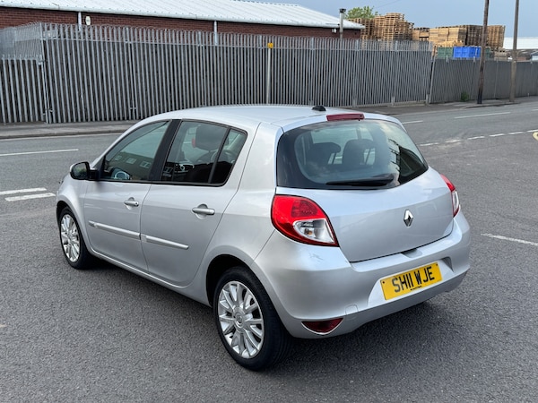 Used Renault Clio 2011 for sale - 74487534: Photo 7