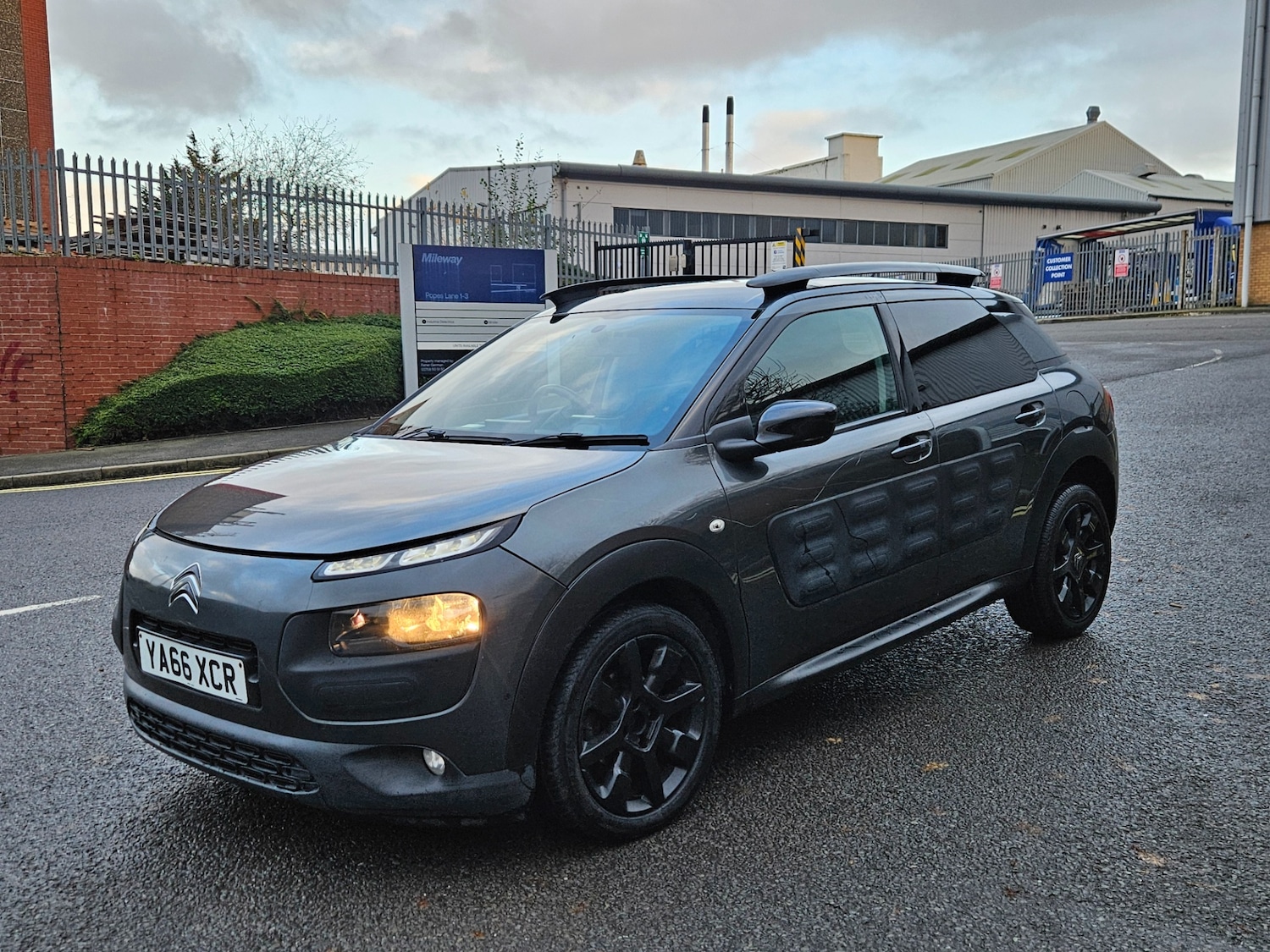 Used Citroen C4 Cactus 2017 for sale - 76971147: Photo 11