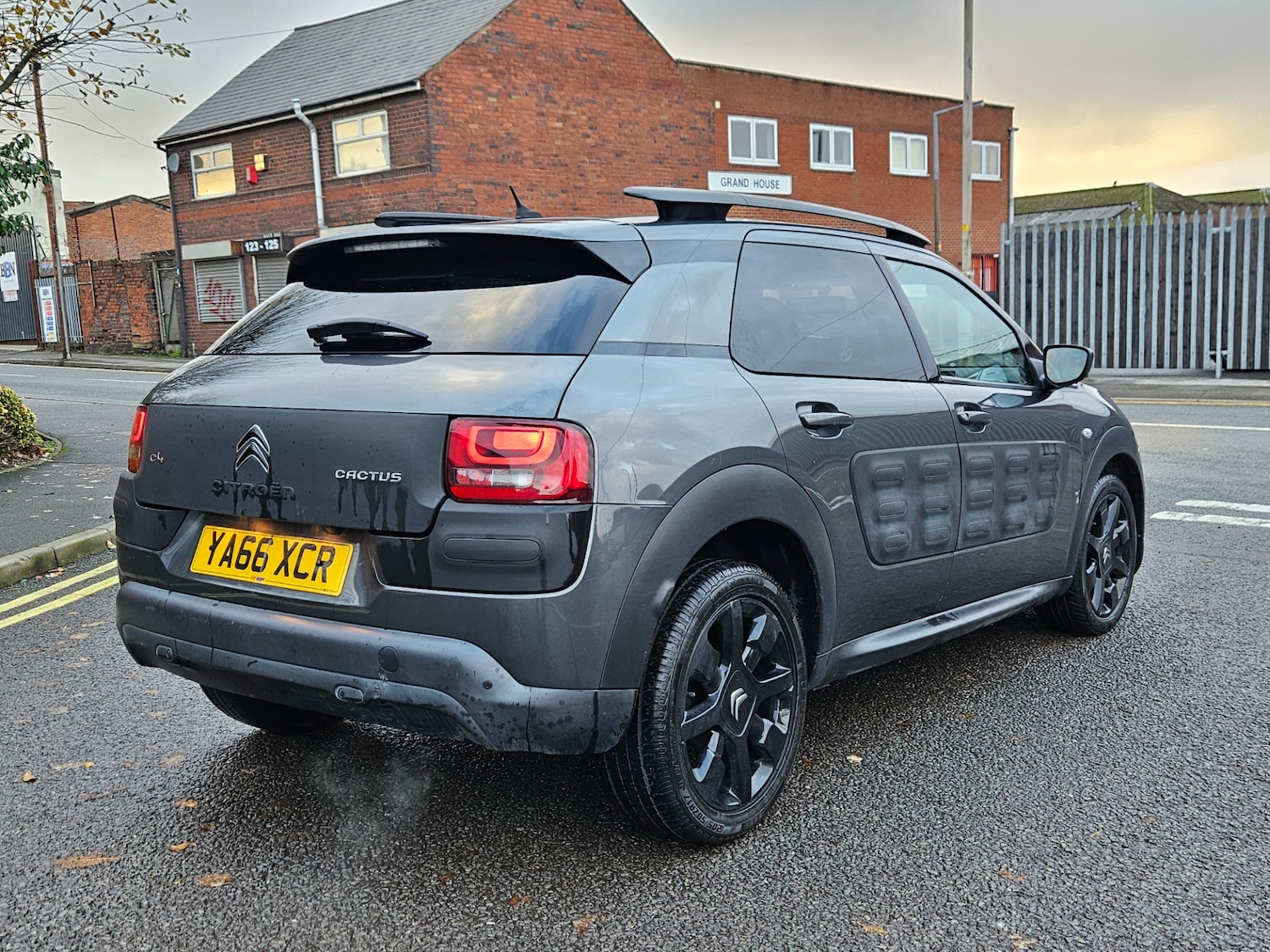 Used Citroen C4 Cactus 2017 for sale - 76971147: Photo 5