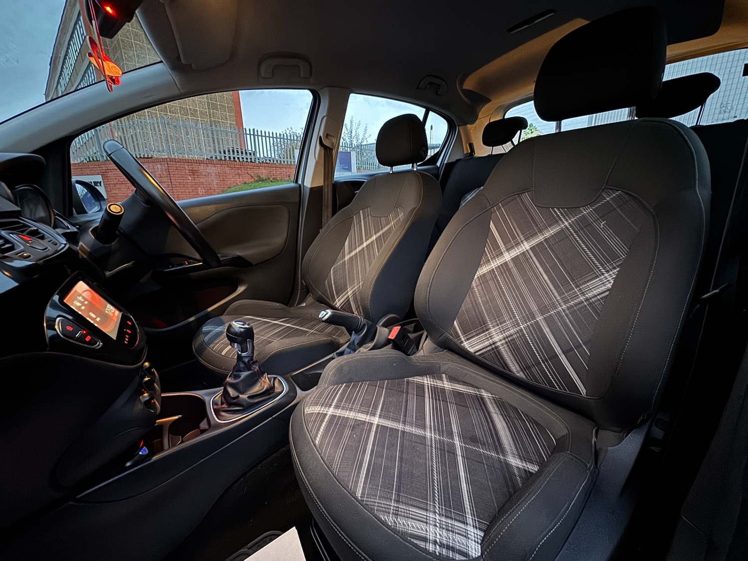 Used Vauxhall Corsa 2015 for sale - 76940246: Photo 15