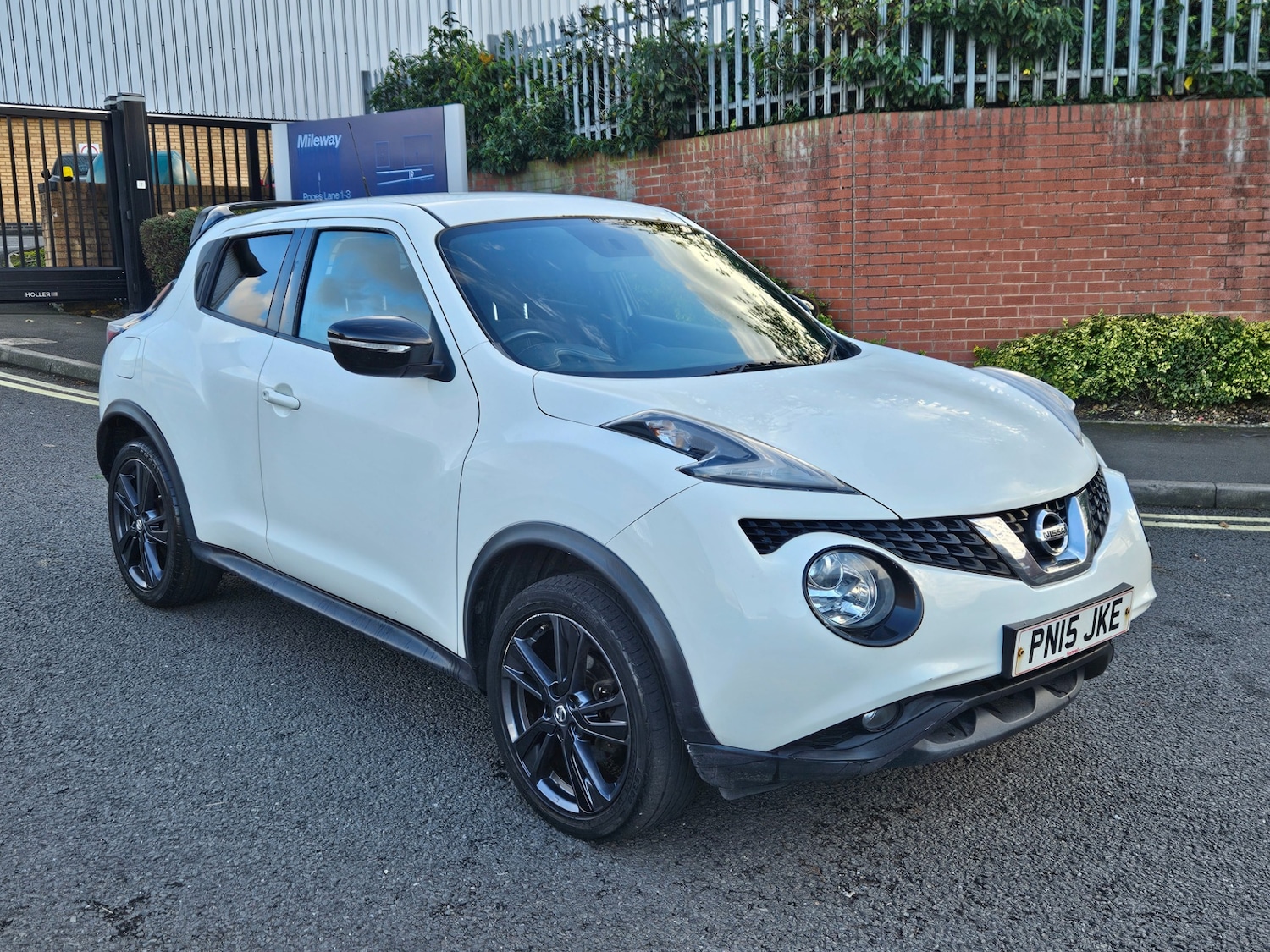 Used Nissan Juke 2015 for sale - 76399384: Photo 1