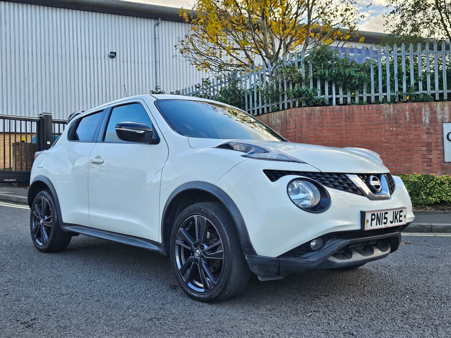 Used Nissan Juke 2015 for sale - 76399384: Photo 2