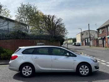 Used Vauxhall Astra 2015 for sale - 74360376: Photo