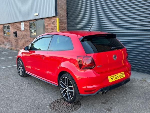 Used Volkswagen Polo 2015 for sale - 74682725: Photo 8