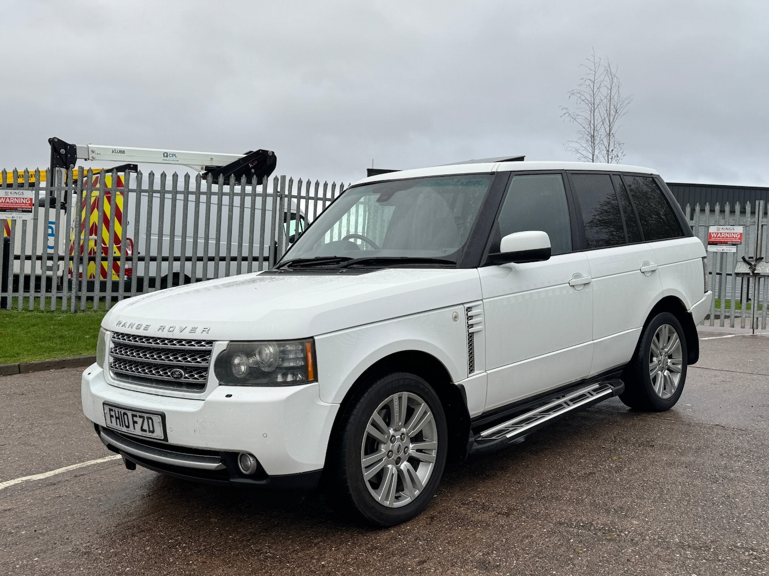 Used Land Rover Range Rover 2010 for sale - 76850924: Photo 11