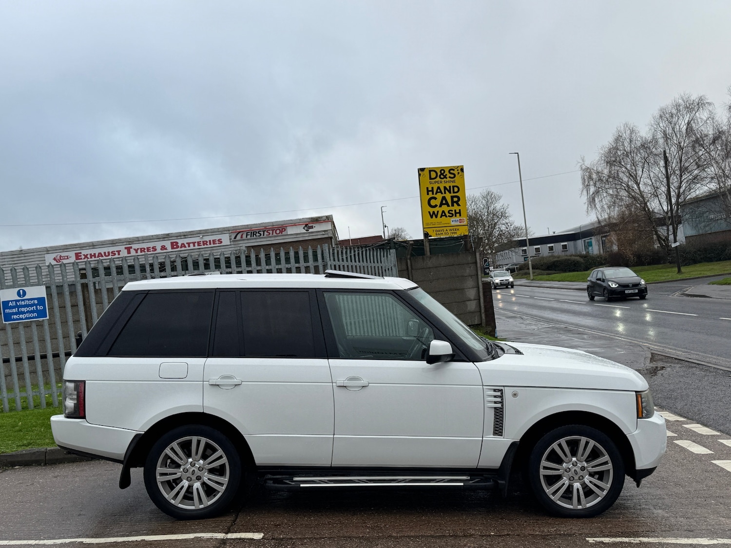 Used Land Rover Range Rover 2010 for sale - 76850924: Photo 5