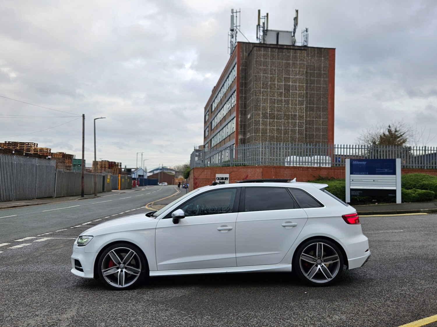 Used Audi A3 2016 for sale - 77495177: Photo 8