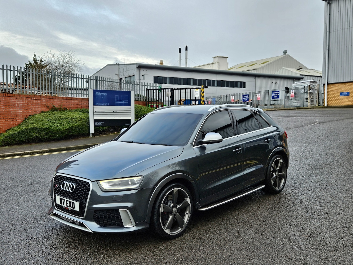 Used Audi RS Q3 2014 for sale - 77387836: Photo 10