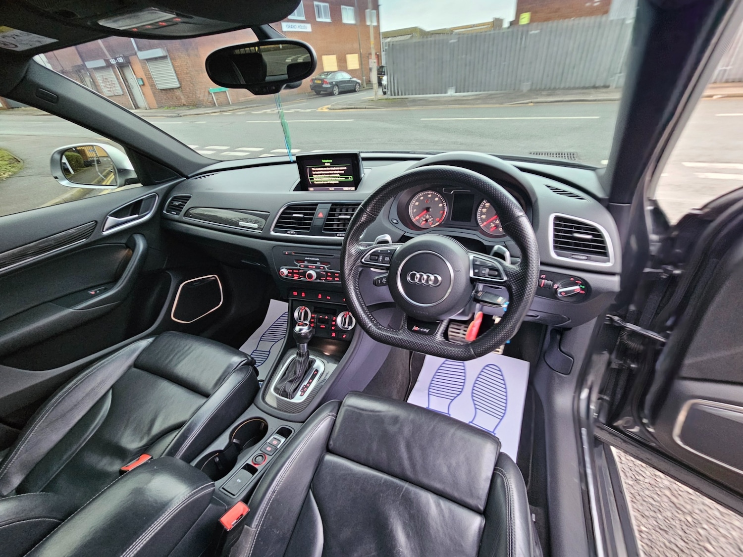 Used Audi RS Q3 2014 for sale - 77387836: Photo 12