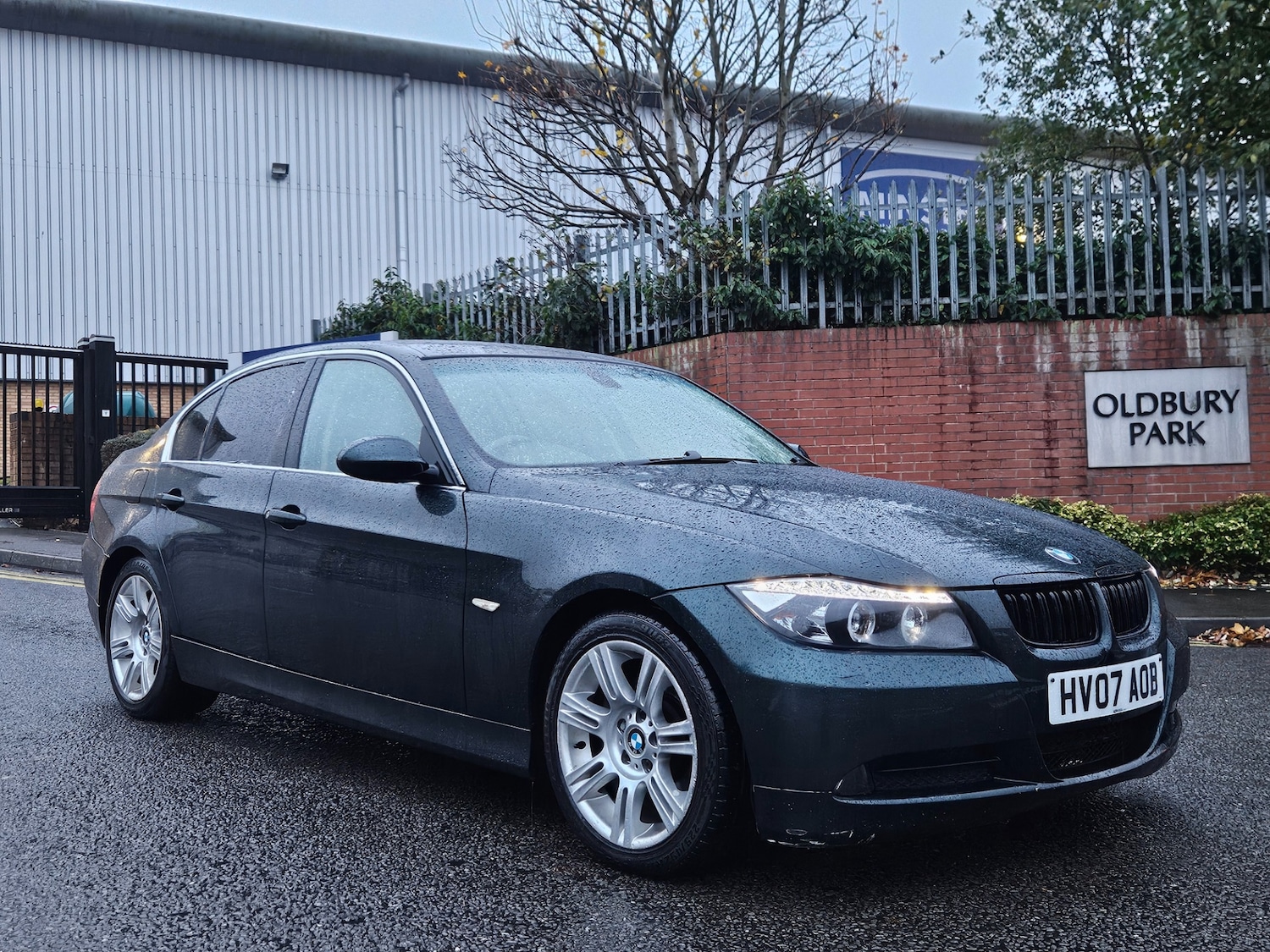Used BMW 3 Series 2007 for sale - 76486007: Photo 2