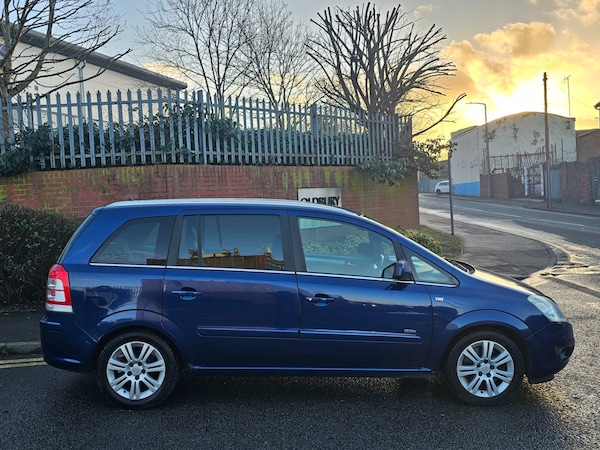 Used Vauxhall Zafira 2010 for sale - 73821557: Photo 5