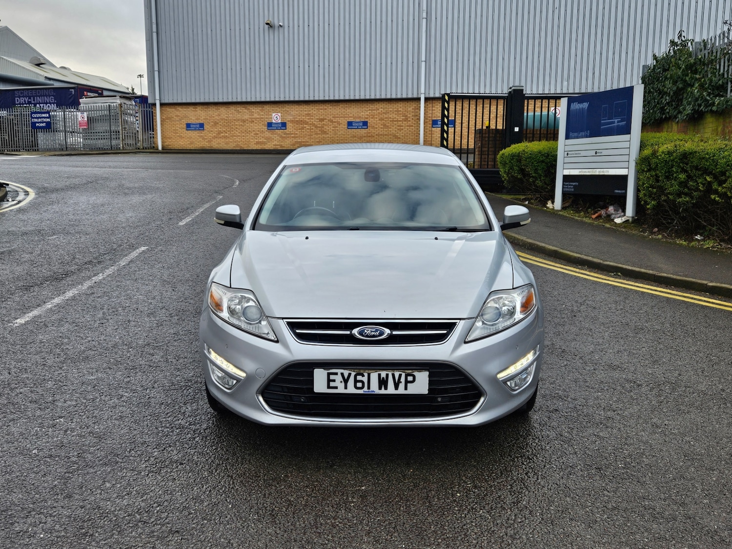 Used Ford Mondeo 2011 for sale - 77915481: Photo 12