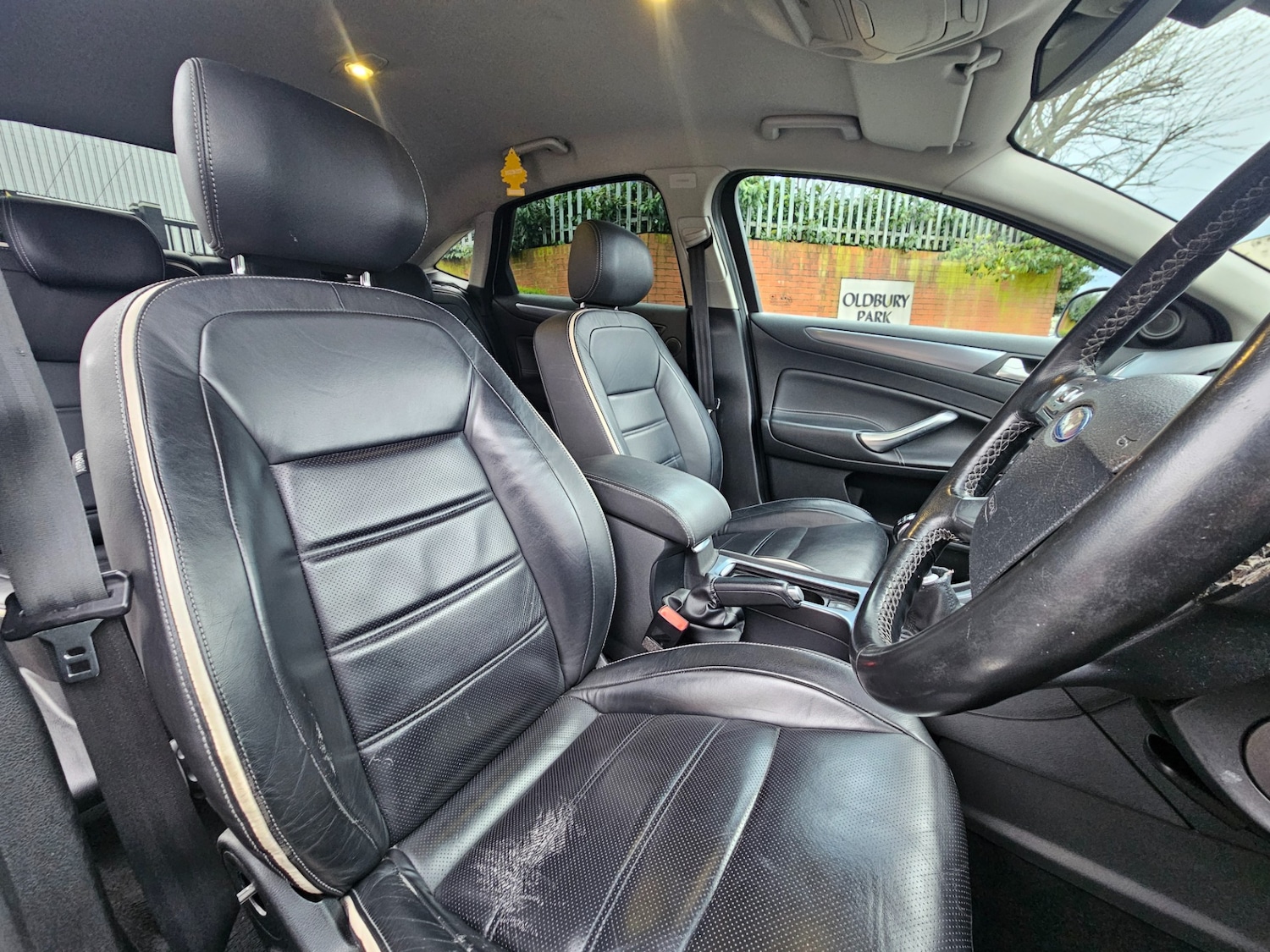 Used Ford Mondeo 2011 for sale - 77915481: Photo 15