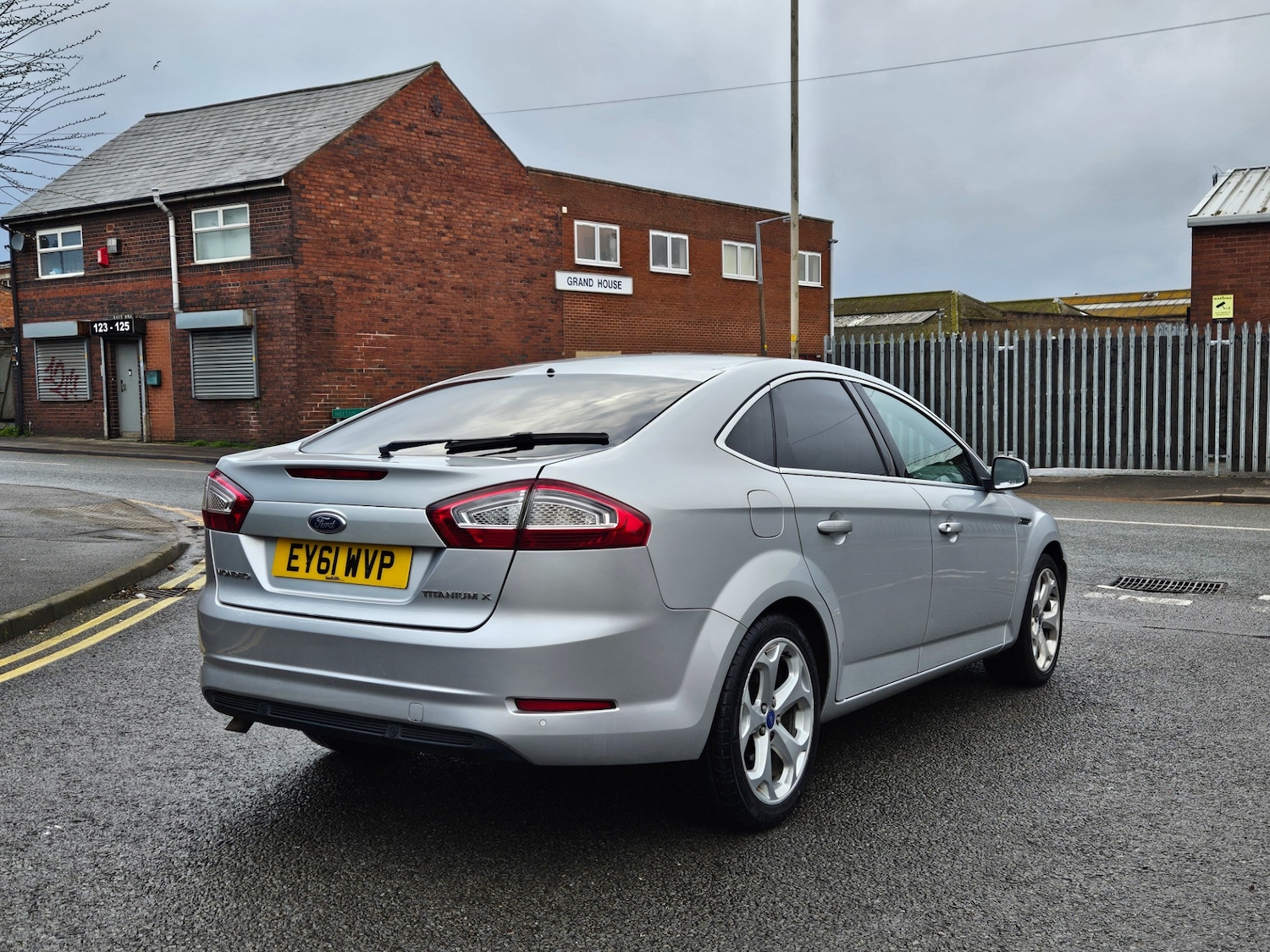 Used Ford Mondeo 2011 for sale - 77915481: Photo 5