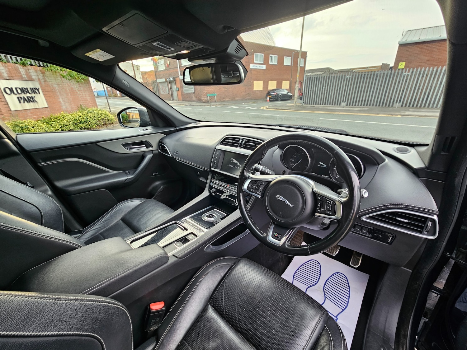 Used Jaguar F-Pace 2017 for sale - 76017356: Photo 13