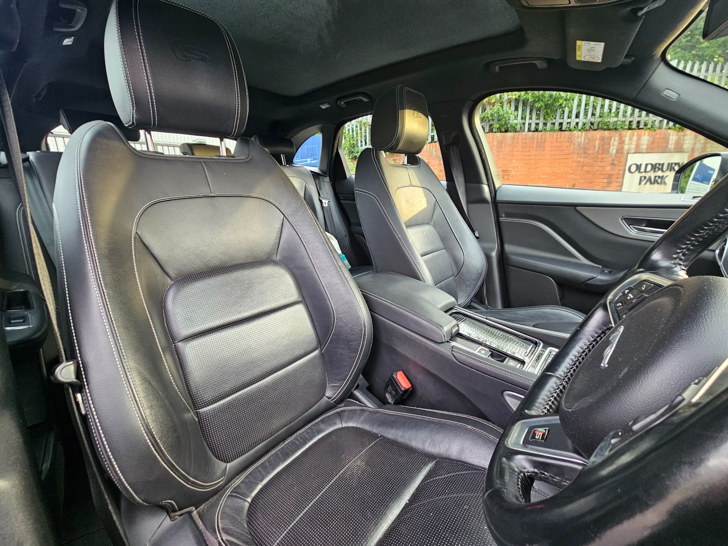 Used Jaguar F-Pace 2017 for sale - 76017356: Photo 15