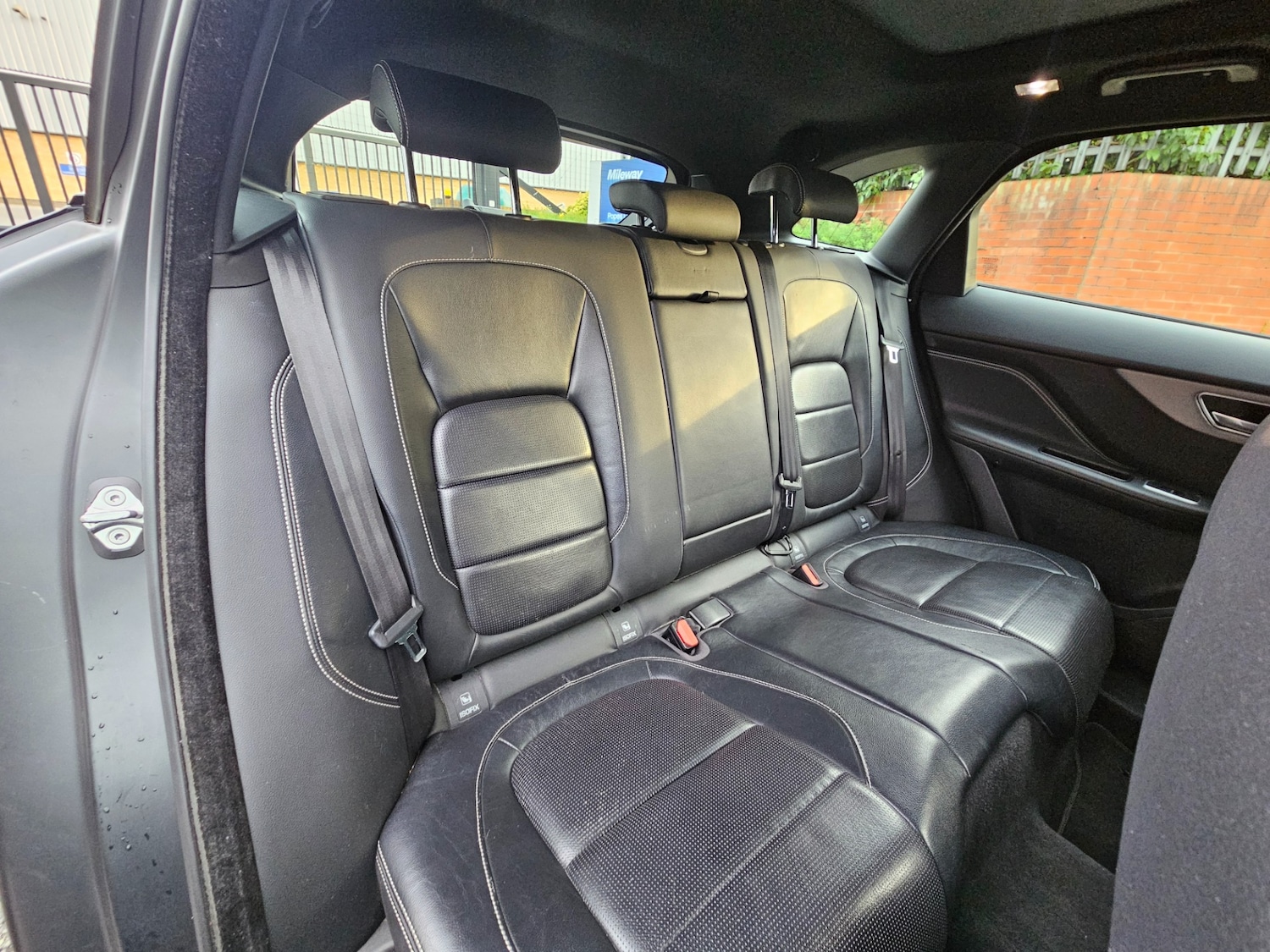 Used Jaguar F-Pace 2017 for sale - 76017356: Photo 16