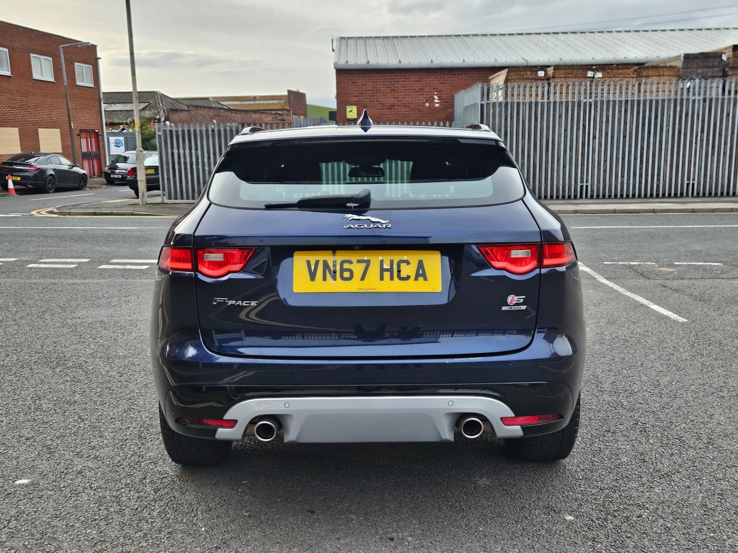 Used Jaguar F-Pace 2017 for sale - 76017356: Photo 6