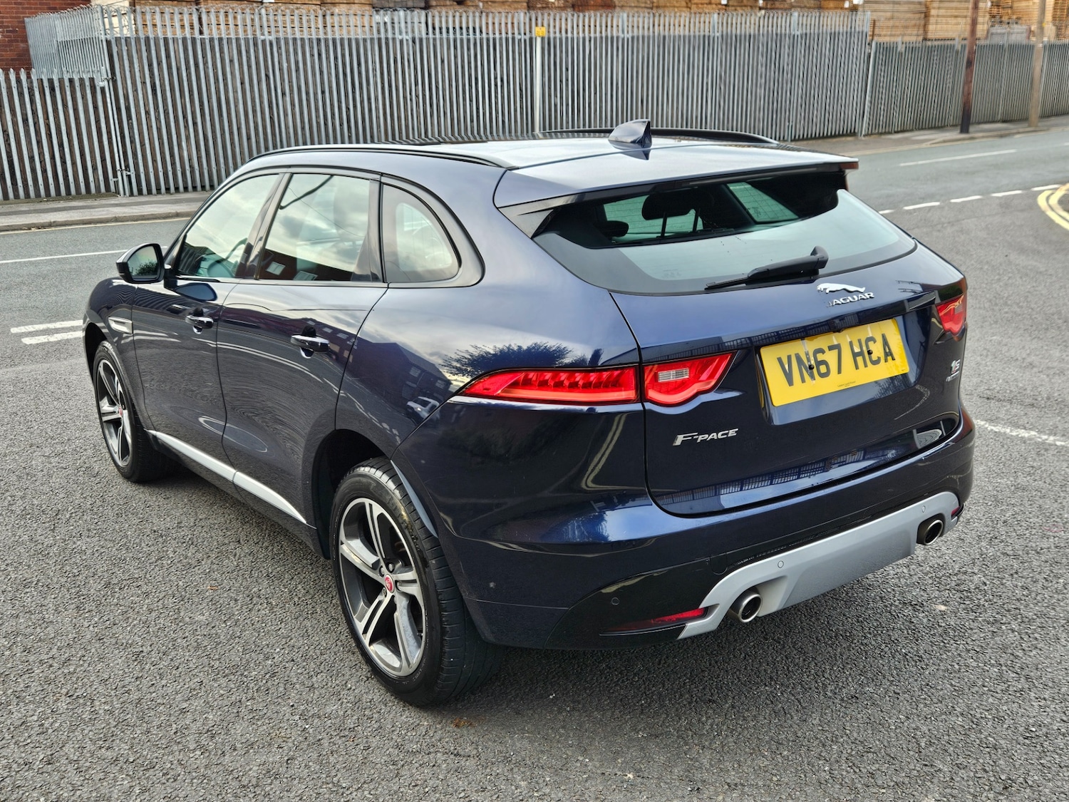 Used Jaguar F-Pace 2017 for sale - 76017356: Photo 7