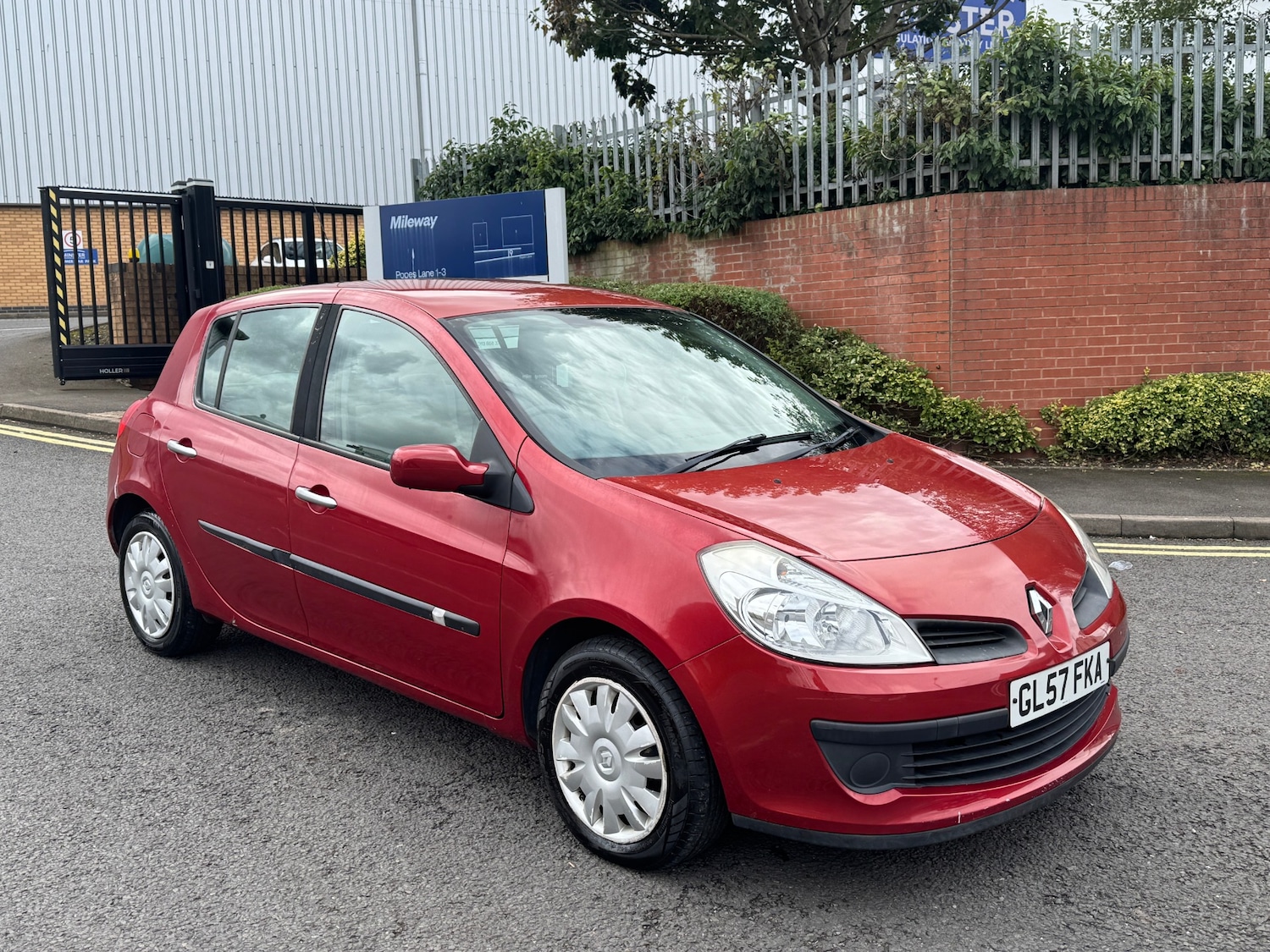Used Renault Clio 2007 for sale - 76856290: Photo 1