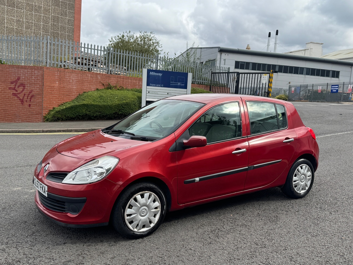 Used Renault Clio 2007 for sale - 76856290: Photo 12