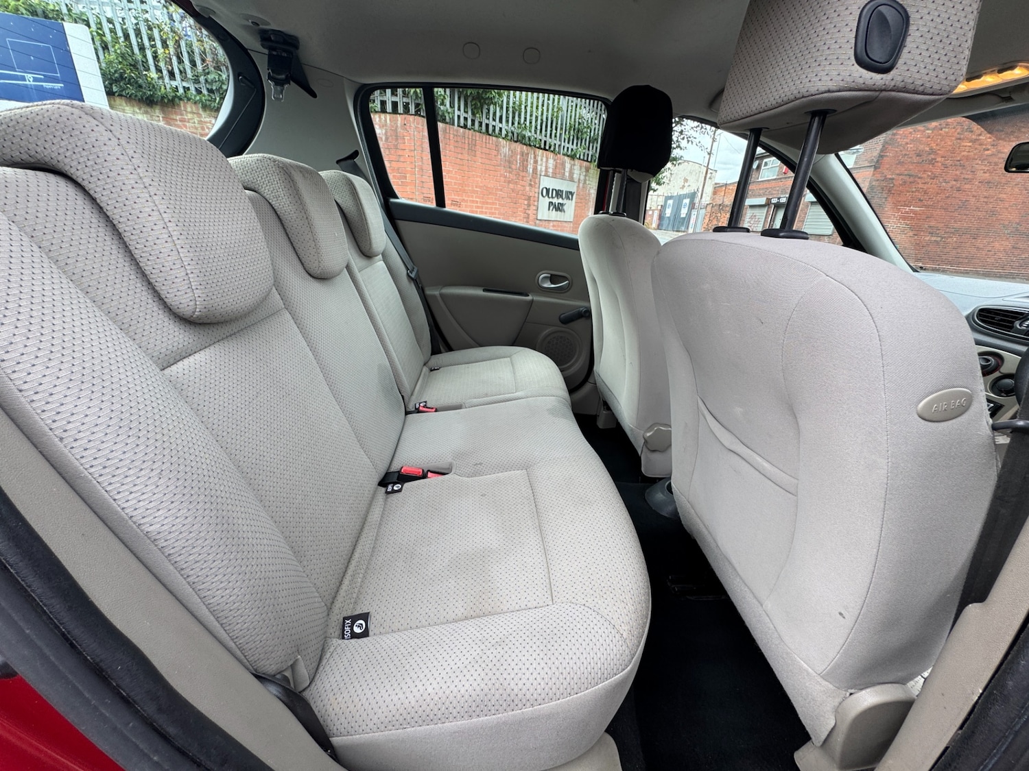 Used Renault Clio 2007 for sale - 76856290: Photo 16