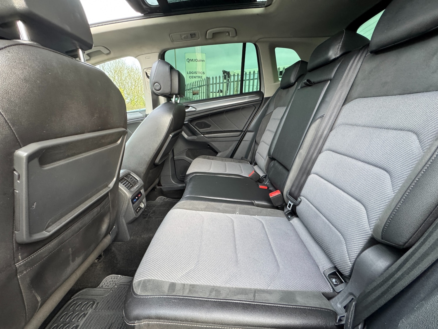 Used Volkswagen Tiguan 2018 for sale - 77204994: Photo 16