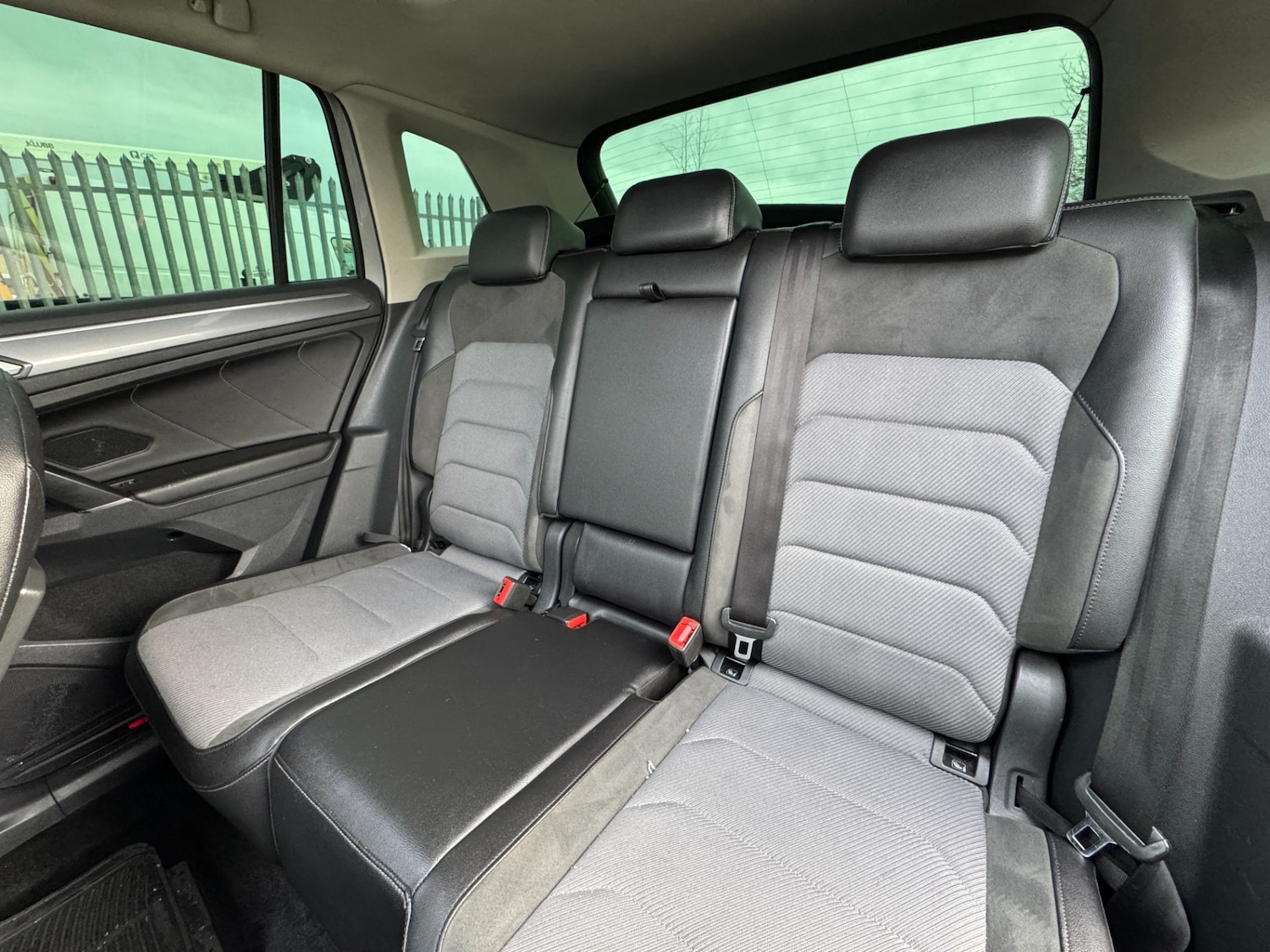 Used Volkswagen Tiguan 2018 for sale - 77204994: Photo 17