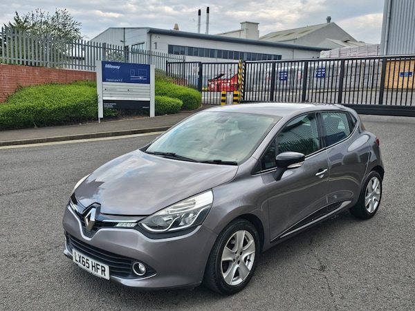 Used Renault Clio 2015 for sale - 74454577: Photo 11
