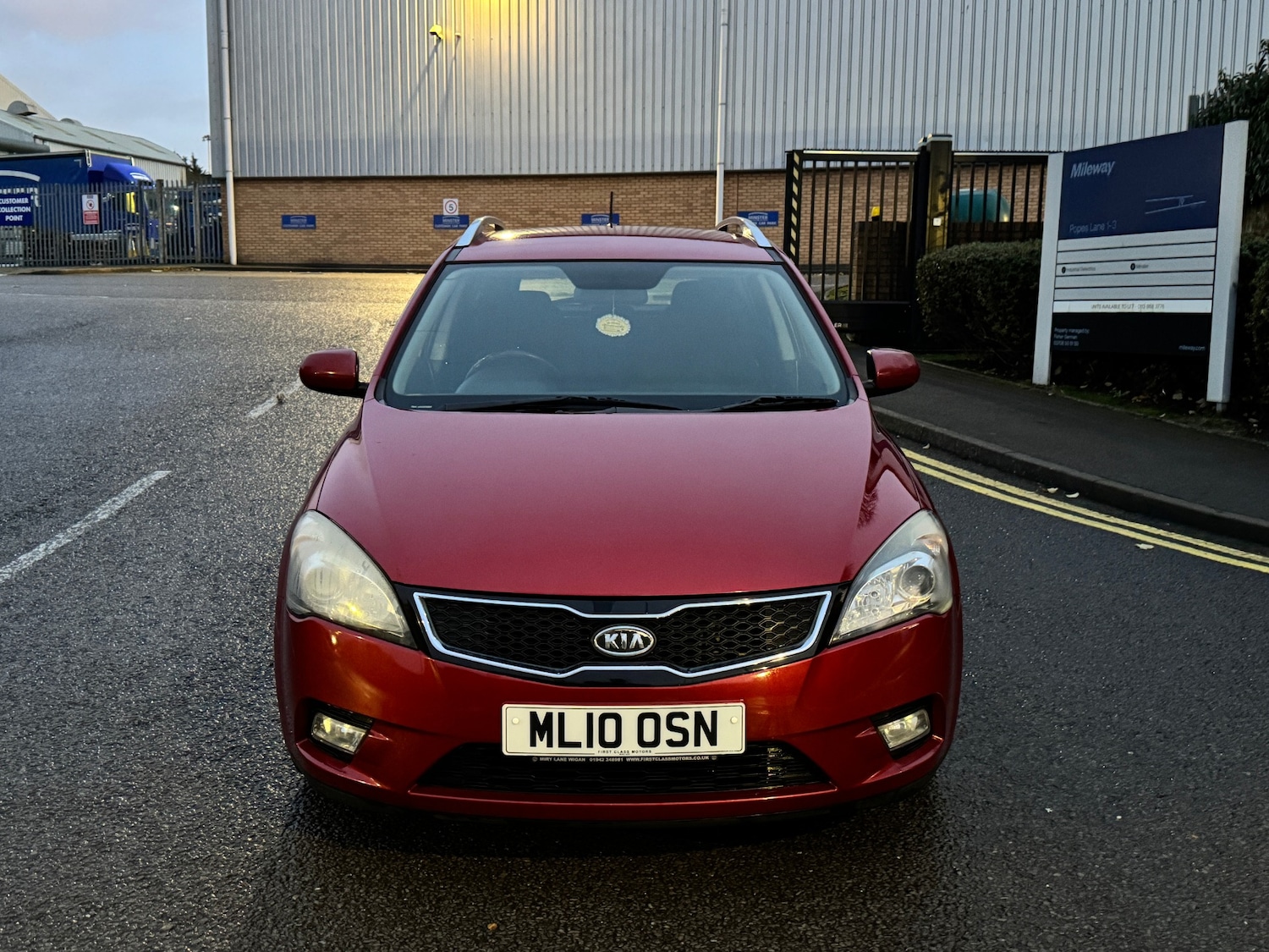 Used Kia Ceed 2010 for sale - 76940254: Photo 4