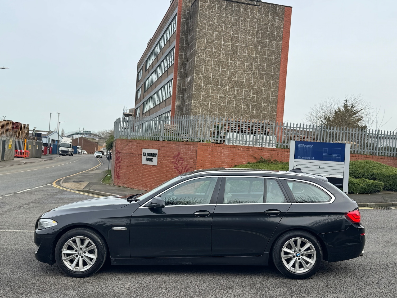 Used BMW 5 Series 2011 for sale - 77587489: Photo 10