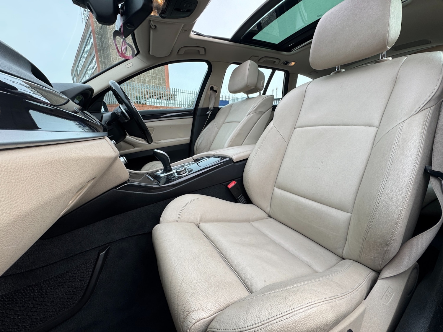 Used BMW 5 Series 2011 for sale - 77587489: Photo 17