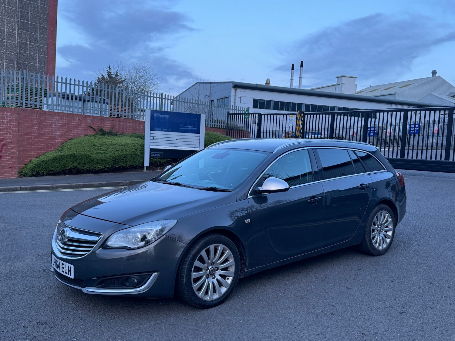 Used Vauxhall Insignia 2014 for sale - 77915445: Photo 12