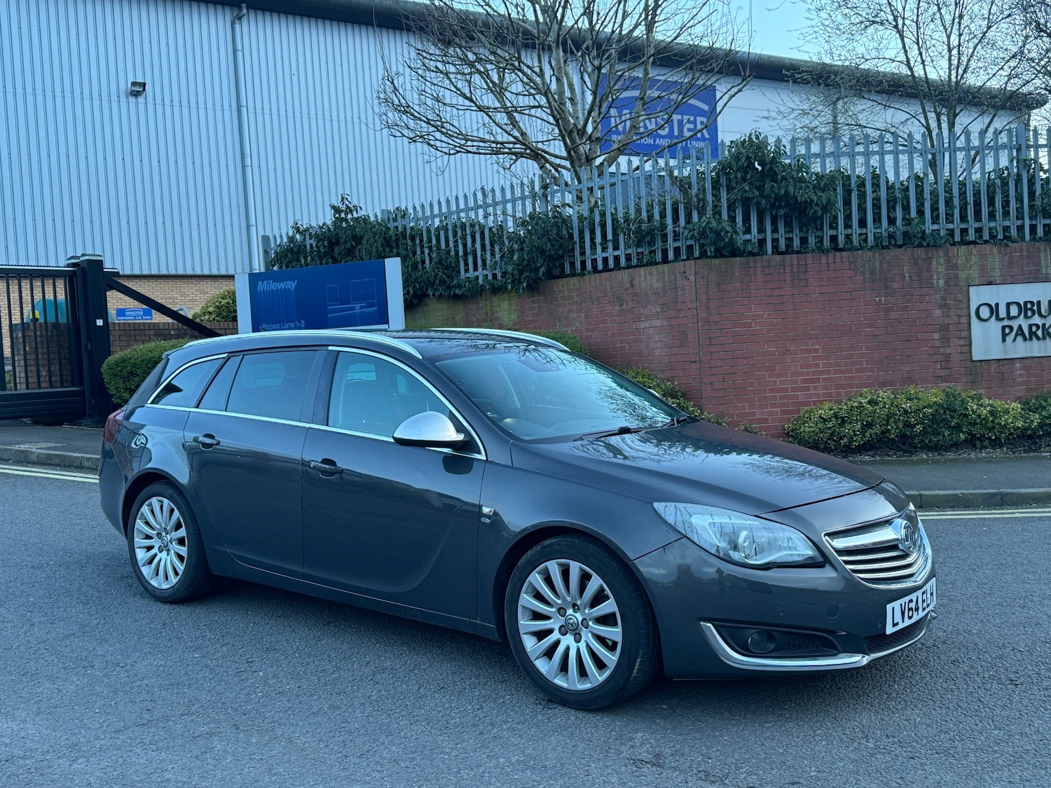 Used Vauxhall Insignia 2014 for sale - 77915445: Photo 3