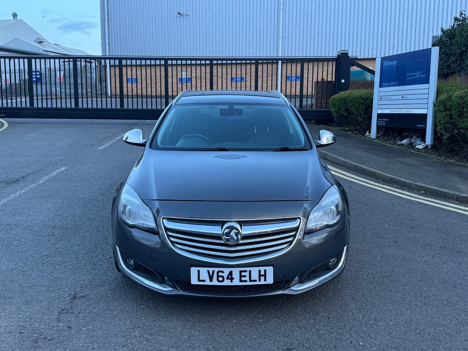 Used Vauxhall Insignia 2014 for sale - 77915445: Photo 4