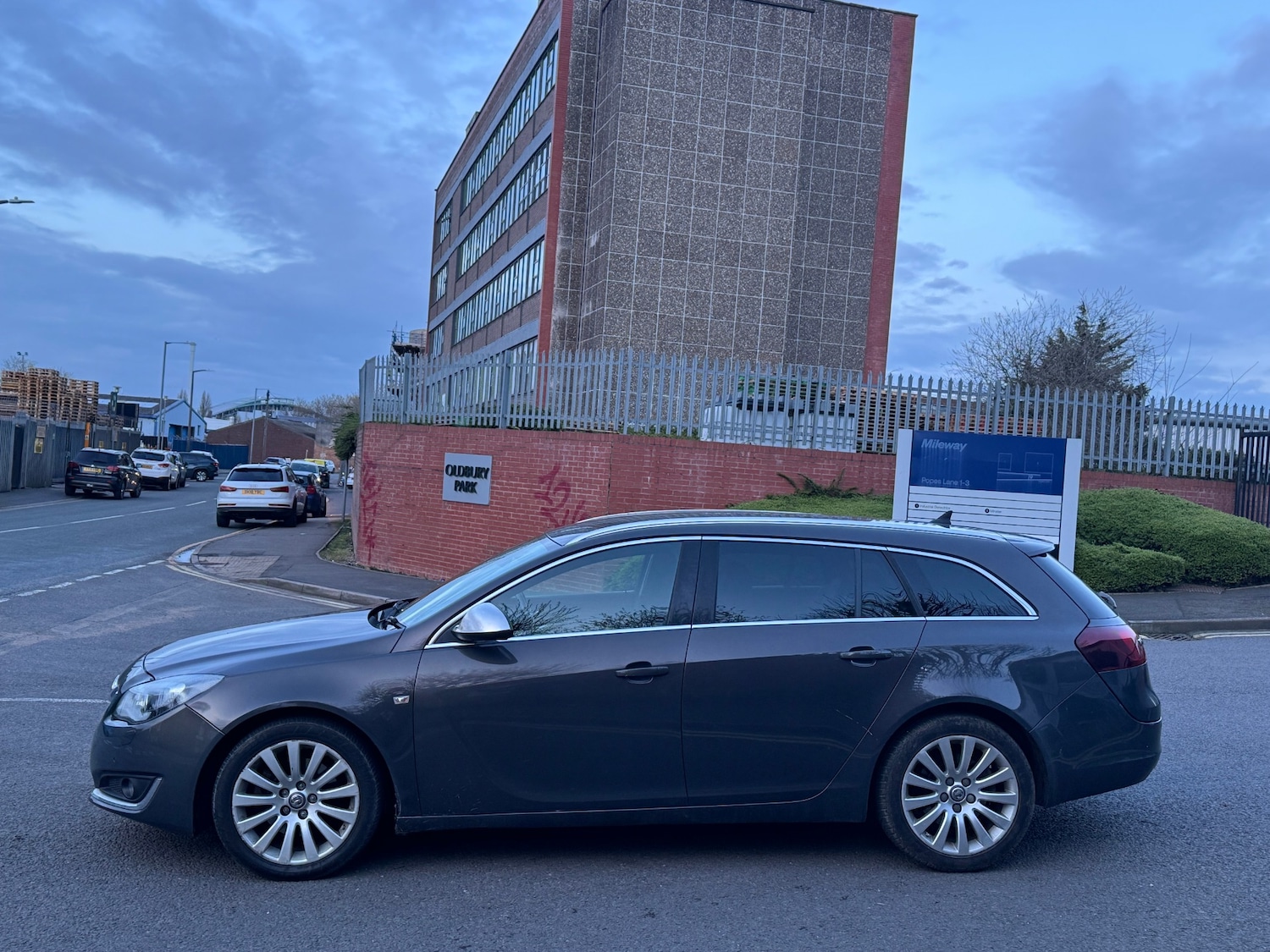 Used Vauxhall Insignia 2014 for sale - 77915445: Photo 9