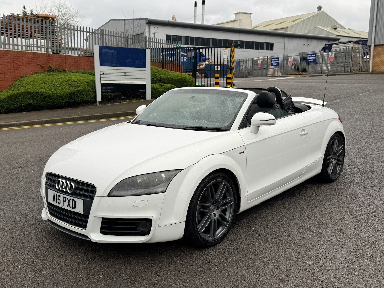 Used Audi TT 2010 for sale - 77687761: Photo 13
