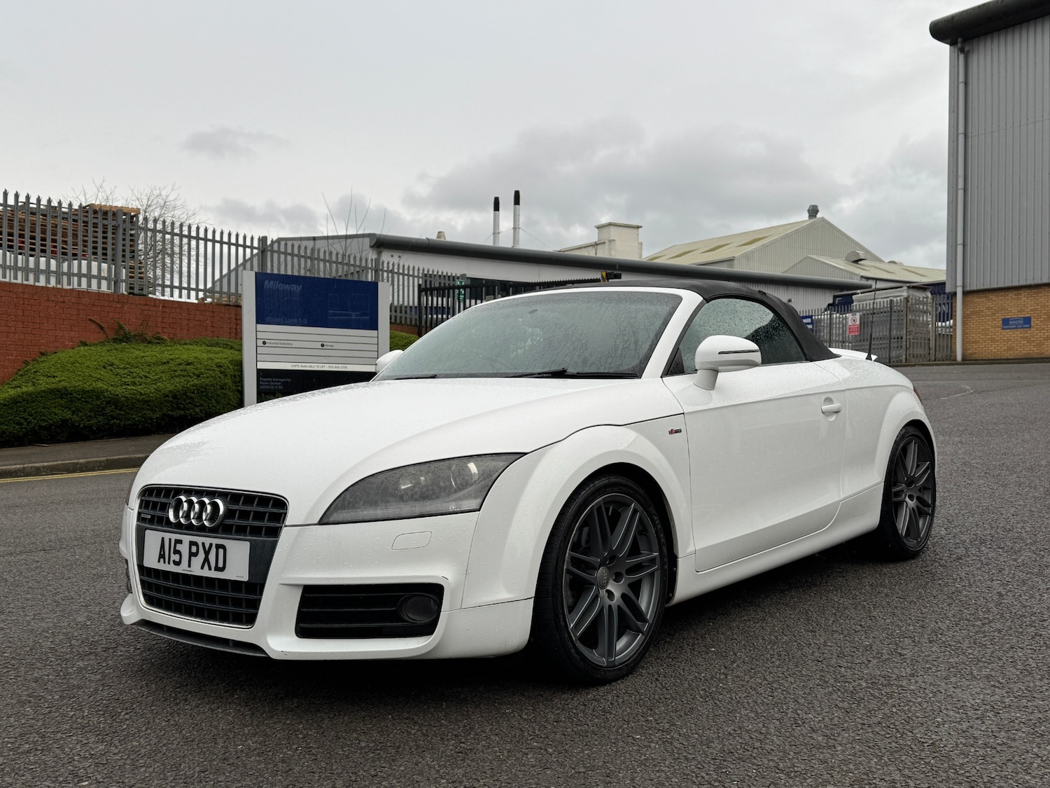 Used Audi TT 2010 for sale - 77687761: Photo 15