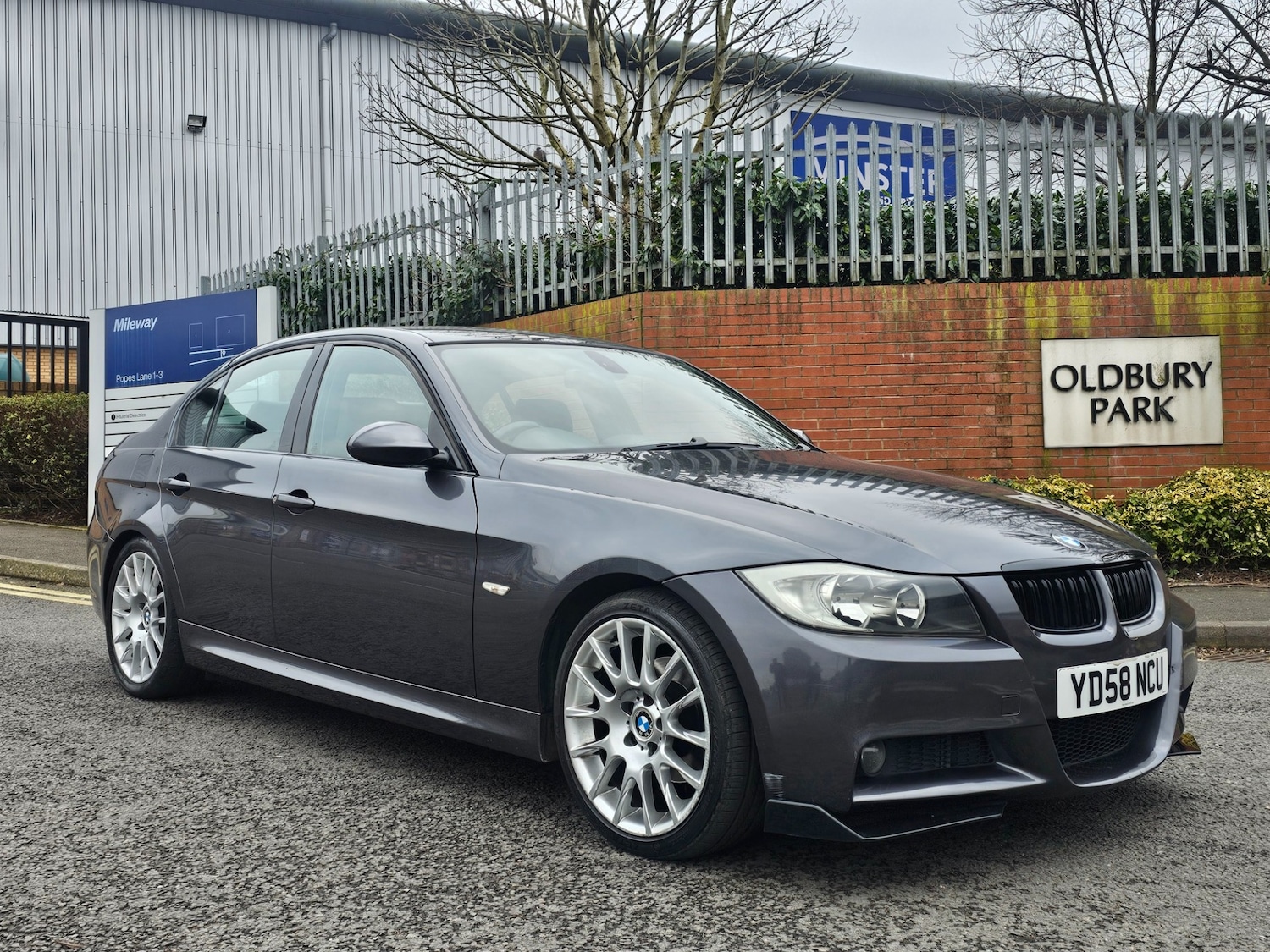 Used BMW 3 Series 2008 for sale - 74010706: Photo 2