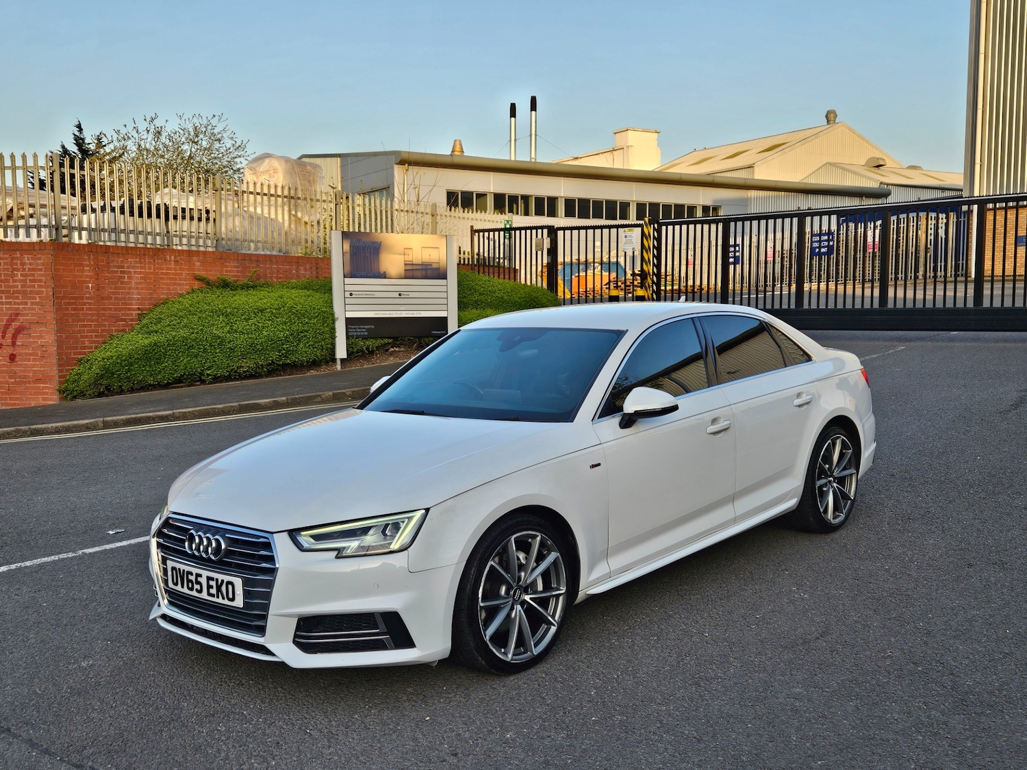 Used Audi A4 2015 for sale - 78175939: Photo 10