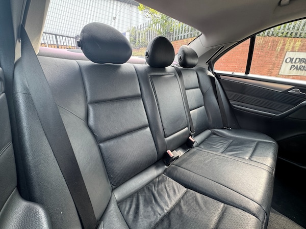 Used Mercedes-Benz C-Class 2004 for sale - 74487321: Photo 17