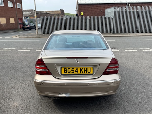Used Mercedes-Benz C-Class 2004 for sale - 74487321: Photo 6