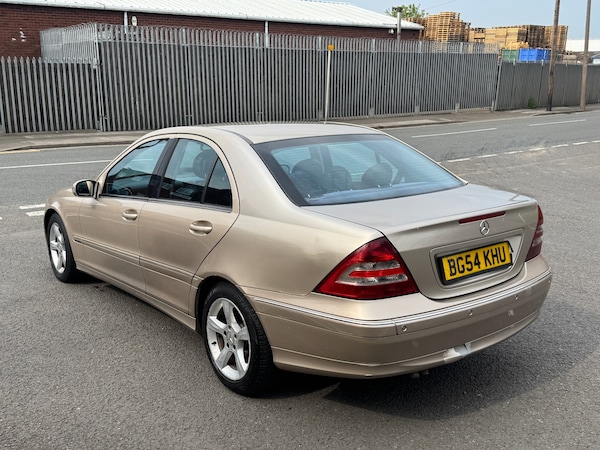 Used Mercedes-Benz C-Class 2004 for sale - 74487321: Photo 7