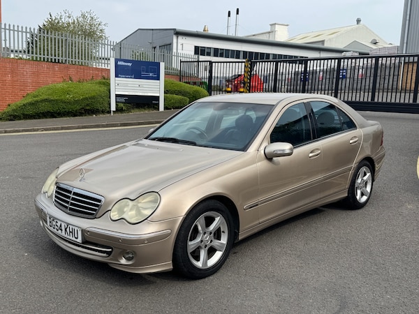 Used Mercedes-Benz C-Class 2004 for sale - 74487321: Photo 9