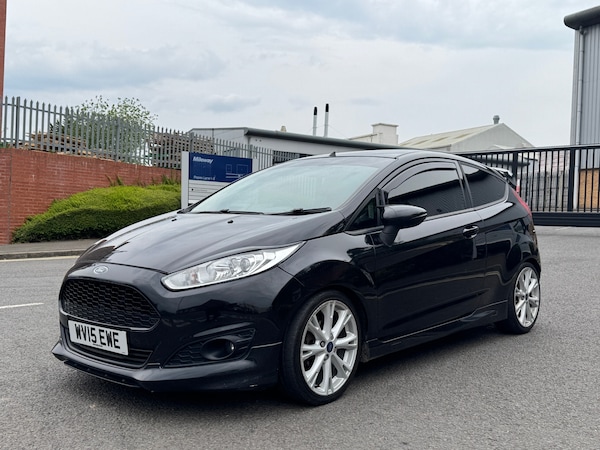 Used Ford Fiesta 2015 for sale - 74713934: Photo 11