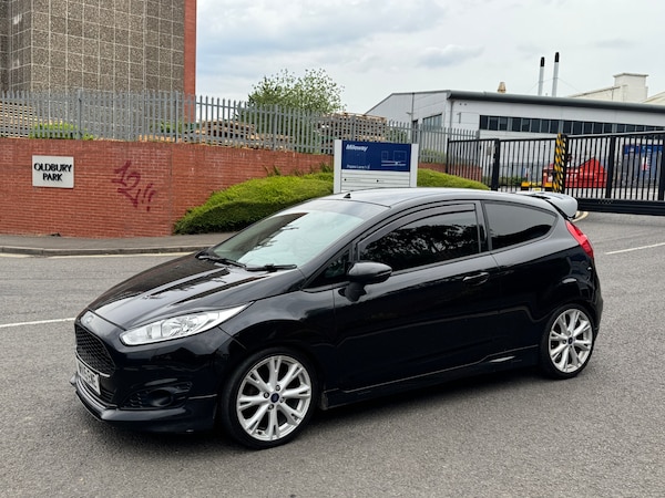 Used Ford Fiesta 2015 for sale - 74713934: Photo 12